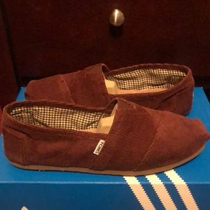 Men’s Toms